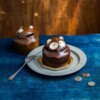 USEDo しあわせを呼ぶ縁起もの 信楽焼の味わい深い たぬきケーキ貯金箱｜フェリシモメ